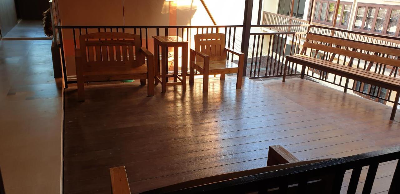 Little Guest House Hotel Chiang Mai Buitenkant foto