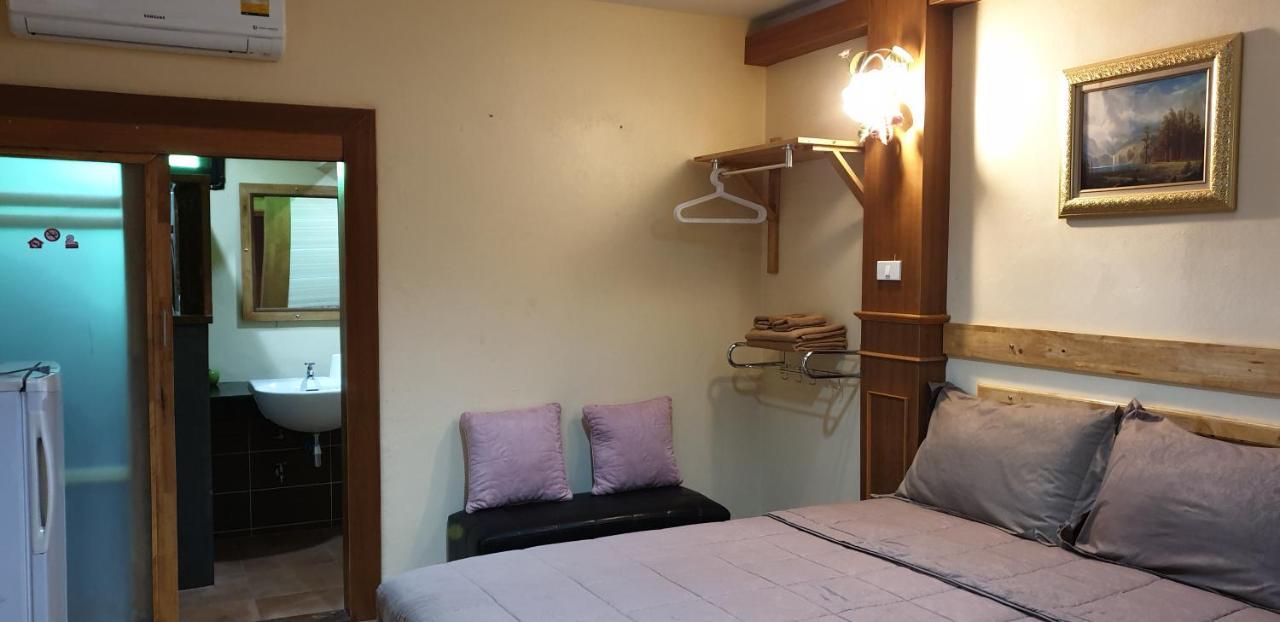 Little Guest House Hotel Chiang Mai Buitenkant foto